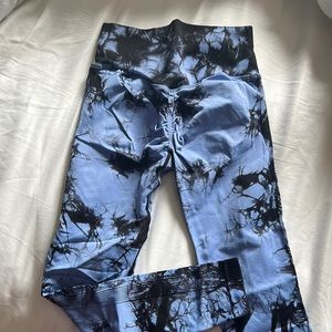 Yeoreo tie dye leggings